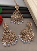 Golden Antique Design Earrings With Maang Tikka